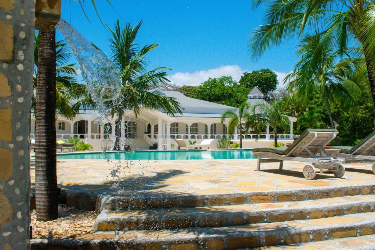 مبيت وإفطار Kinondo Zumzum Beach House المظهر الخارجي الصورة