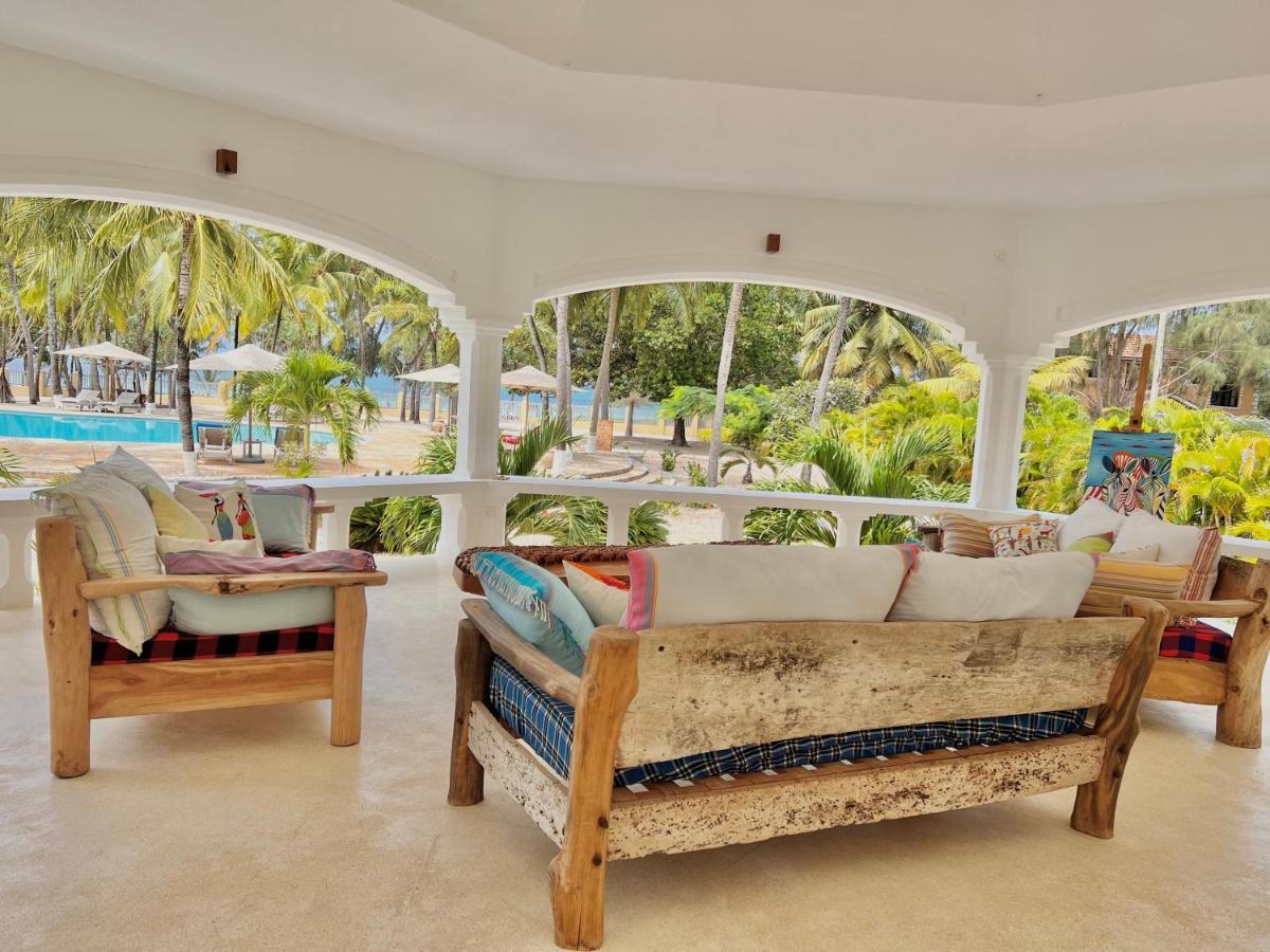 مبيت وإفطار Kinondo Zumzum Beach House المظهر الخارجي الصورة