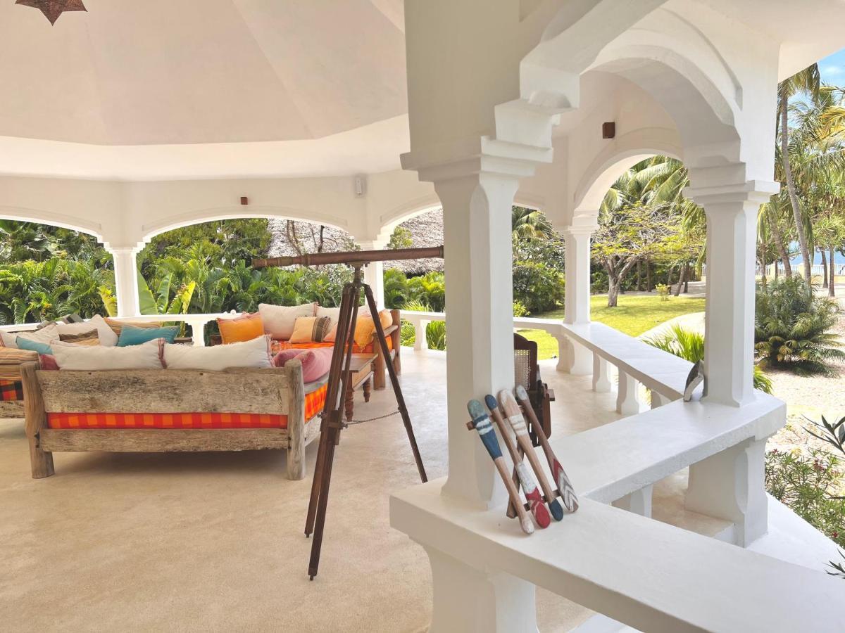 مبيت وإفطار Kinondo Zumzum Beach House المظهر الخارجي الصورة