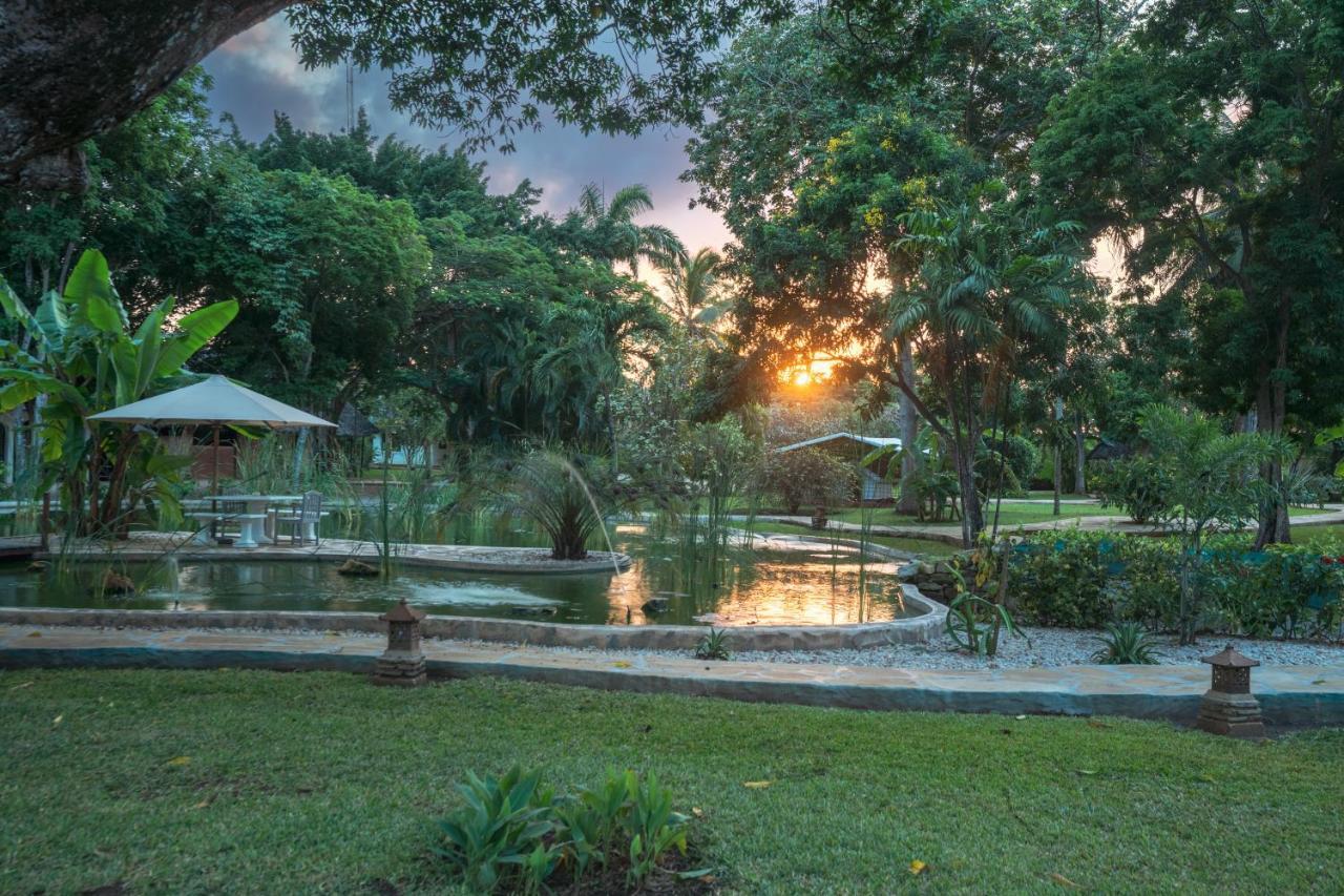 مبيت وإفطار Kinondo Zumzum Beach House المظهر الخارجي الصورة